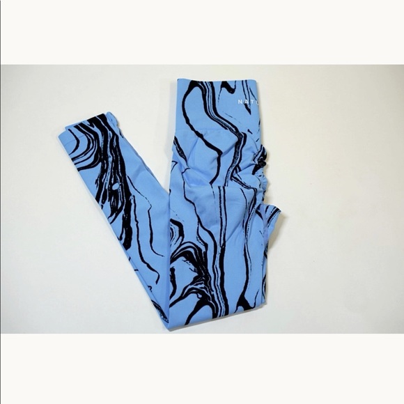 🆕 Naturyl By Niykee Graphic Leggings Blue - Picture 4 of 5